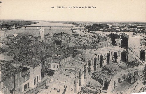 Arles les arènes - les,