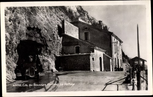 Col rousset bouches du - du,